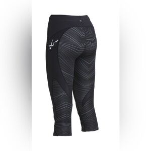 CW-X StabilyX Compression 3/4 Tights Printed in Black & Grey, size Small